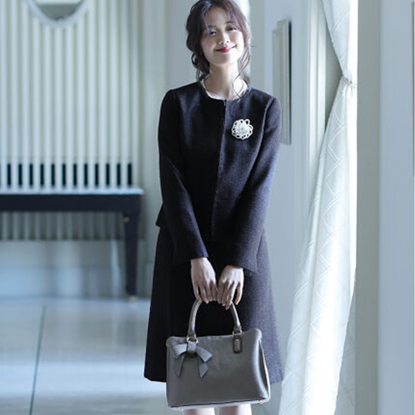 ツイードノーカラースカートスーツ