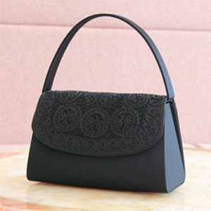 フォーマルバッグ