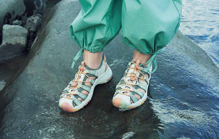 アストリア・ウェスト・サンダル