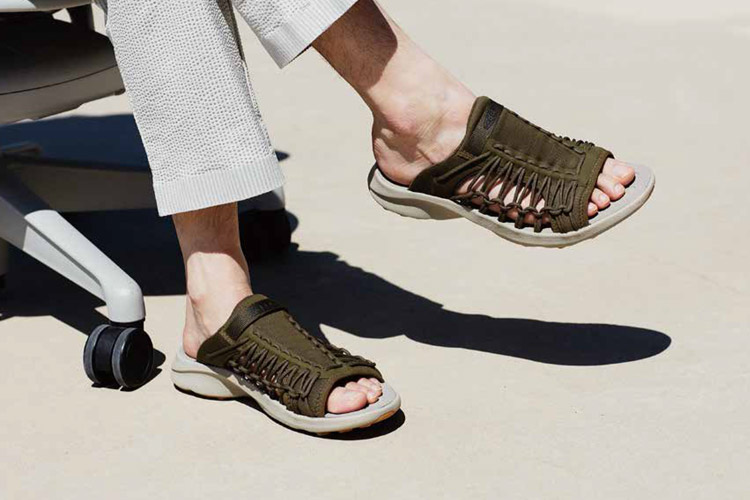 ユニーク・SNK・スライド