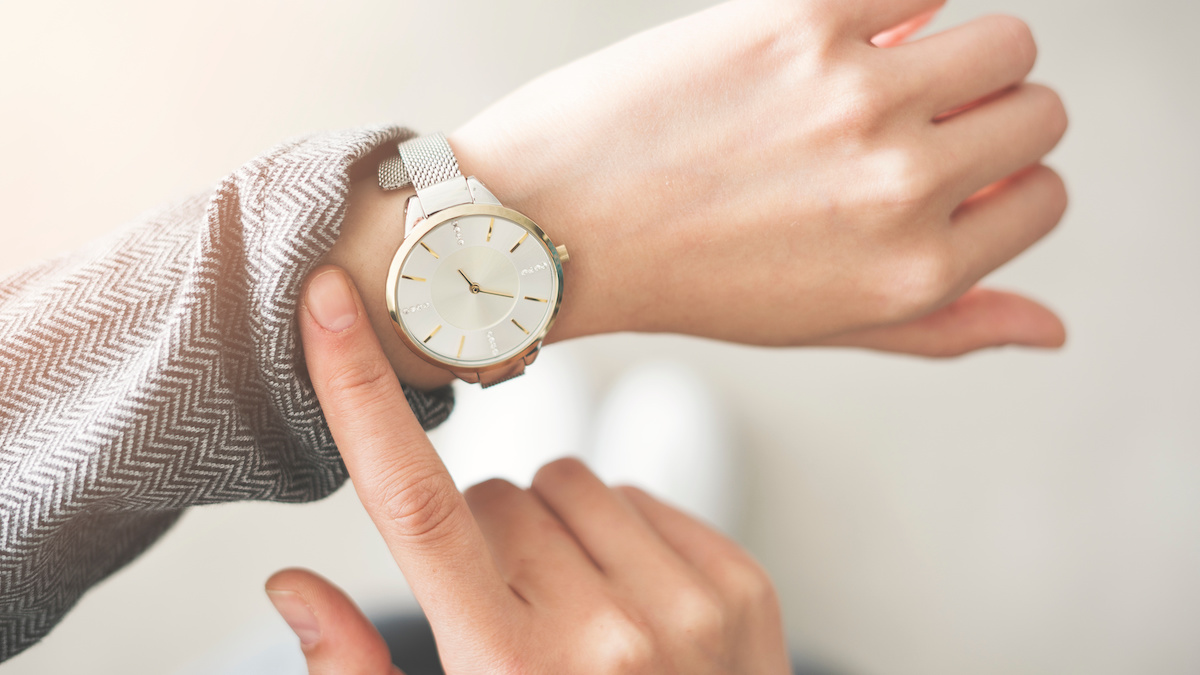 レディース腕時計の選び方と年代別のおしゃれな時計ブランドを解説！