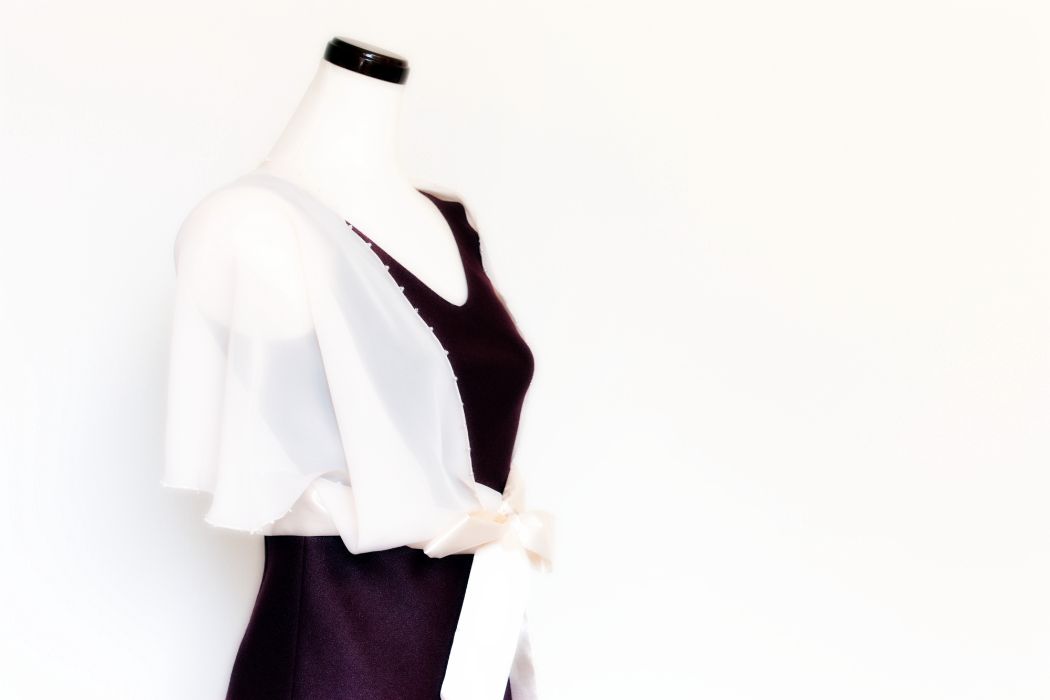 結婚式の羽織ものはどう選ぶ？おすすめのコーディネートも紹介