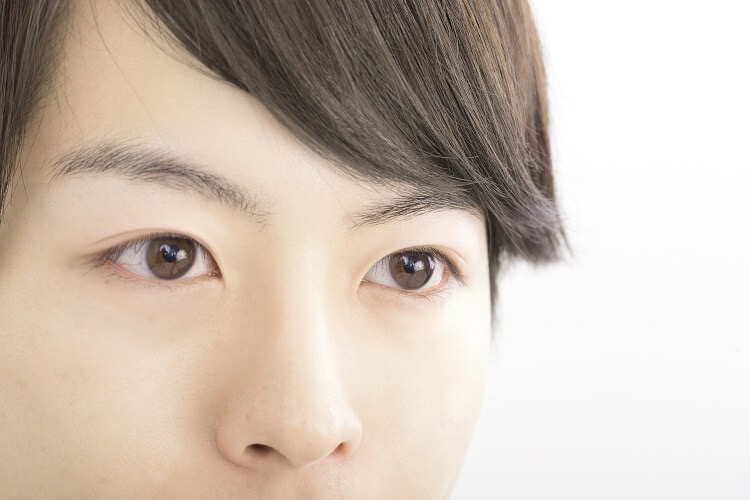 簡単5ステップ メンズ眉毛の整え方 人気の形や必要アイテムを紹介 マルイのネット通販 マルイウェブチャネル