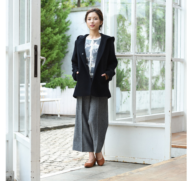 フーデッドコートのコーディネート