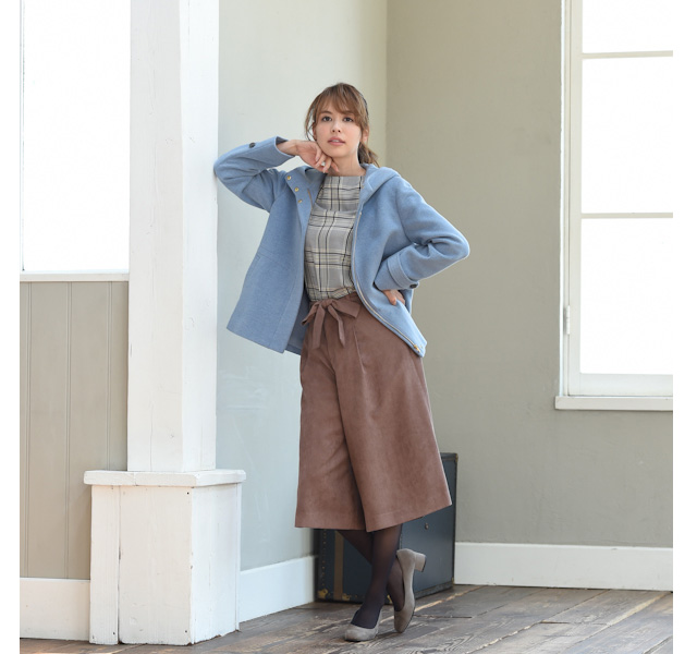 フーデッドコートのコーディネート２