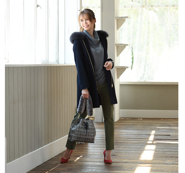 ファー付きコートのコーディネート２