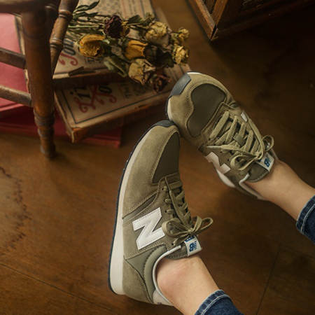ニューバランス