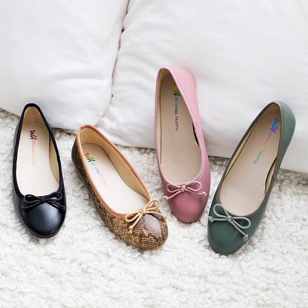 バレエシューズ