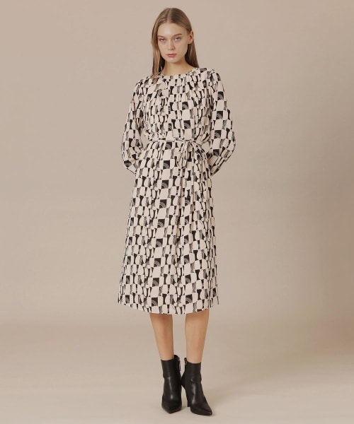 婦人画報掲載】ジオメトリックチェーンプリントワンピース